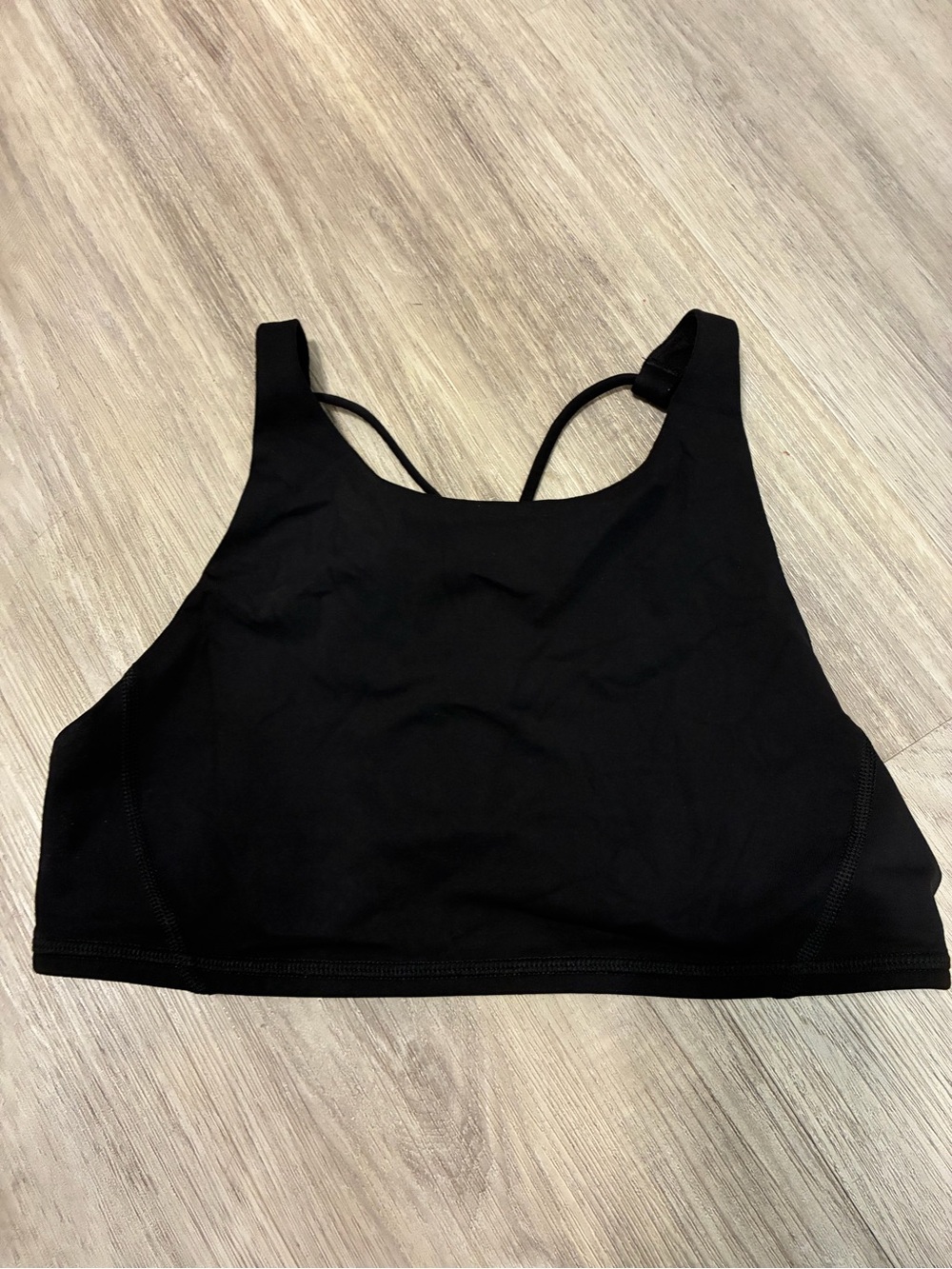Lululemon black Energy Bra strappy crisscross back